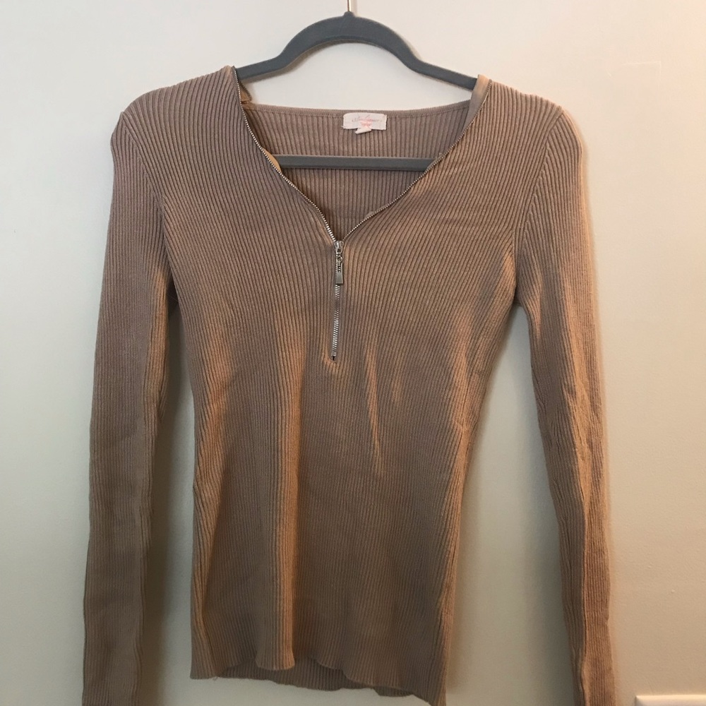 Ambiance Tan Long Sleeve - Size Large